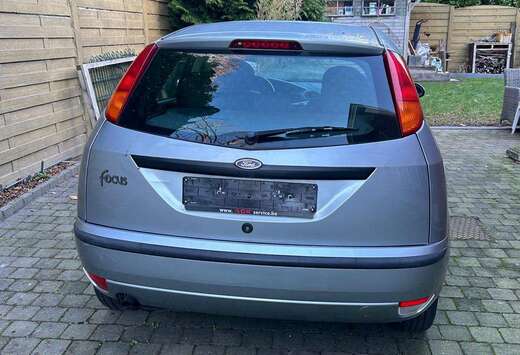 Ford Focus 1.6i SE 16v Ambiente