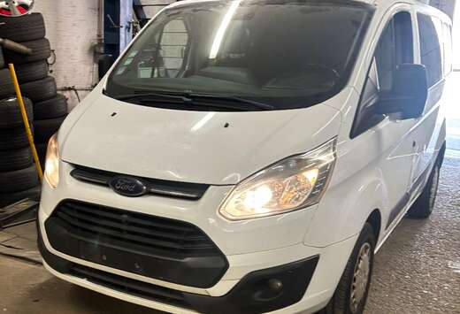Ford 2.2 TDCi L1H1 Limited Multi-use