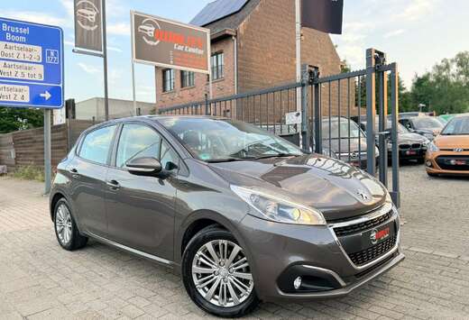Peugeot 208 1.2i  Signature S  94000 km  Garantie