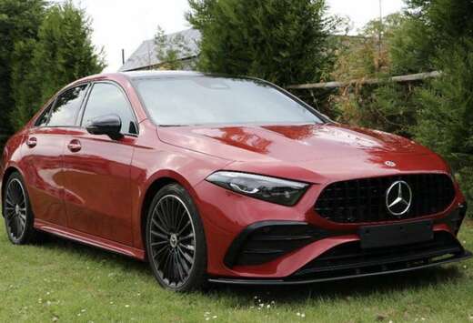 Mercedes-Benz AMG Line• Bodykit
