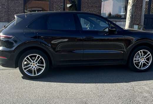 Porsche 3.0 Turbo V6 Tiptronic S