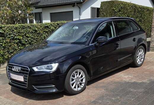Audi A3 Sportback 1.6 TDi Attraction S tronic