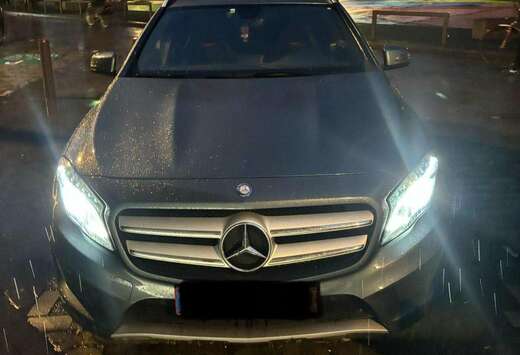 Mercedes-Benz GLA 180 Activity Edition