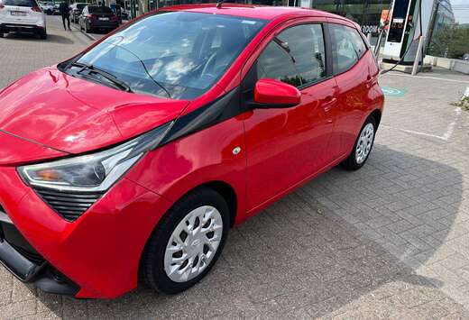 Toyota Aygo 1.0i VVT-i x automatique Garantie