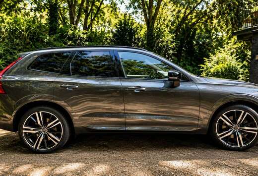 Volvo XC60 2.0 B5 R-Design Geartronic