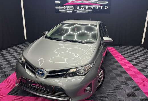 Toyota Auris HEV 1.8i HSD Dynamic CVT / GARANTIE 1 AN