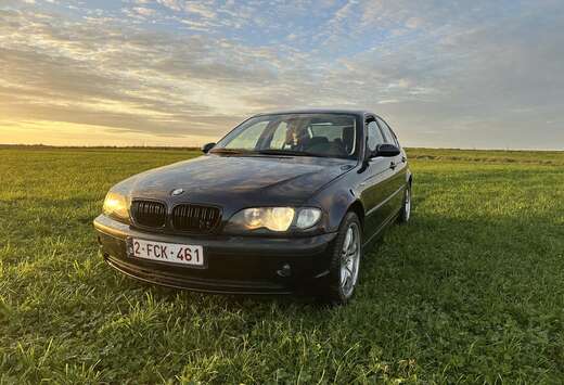 BMW 320i