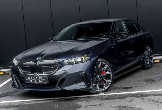 BMW M60  Pano  360  ACC  B&W sound  Zetel vent