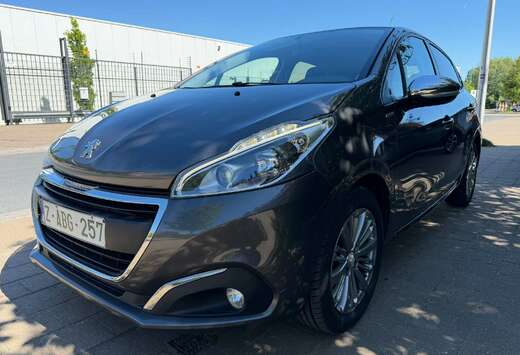 Peugeot 208 1.6 BlueHDi Style