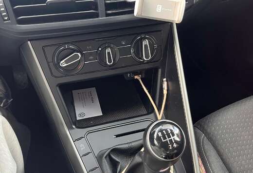 Volkswagen Polo à rayon arriere