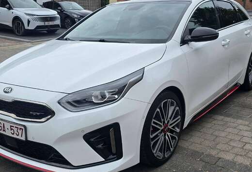 Kia ProCeed GT 1.6 T-GDi GT DCT ISG