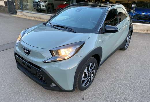 Toyota Aygo-X 1.0i VVT-i x-style I