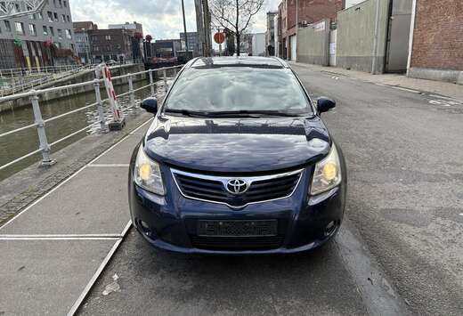 Toyota 1.6VVT-i Linéa Sol