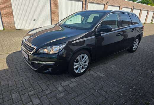 Peugeot 308 1.6 e-HDi Active STT