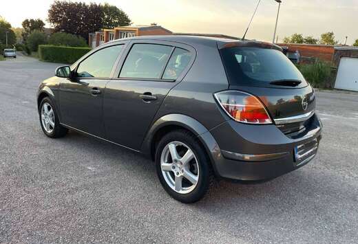 Opel Astra 1.6i Enjoy