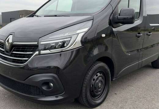 Renault 2.0 dCi 29 L1H1 Grand Confort EDC (EU6d)