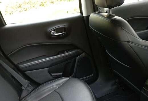 Jeep 1.4 I MultiAir II 140 ch BVM6 Sport