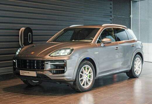 Porsche Cayenne E-Hybrid (MY24)