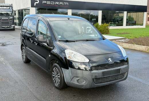 Peugeot 1.6 HDi L2H1 Confort 121