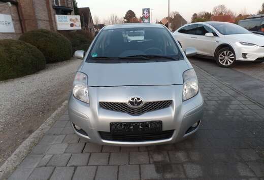 Toyota 1.0i VVT-i Luna /climatisation