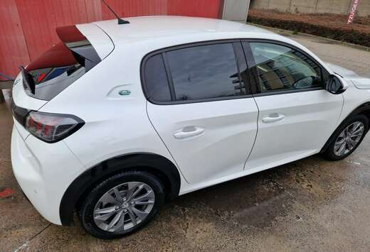 Peugeot e-208 50 kWh Allure