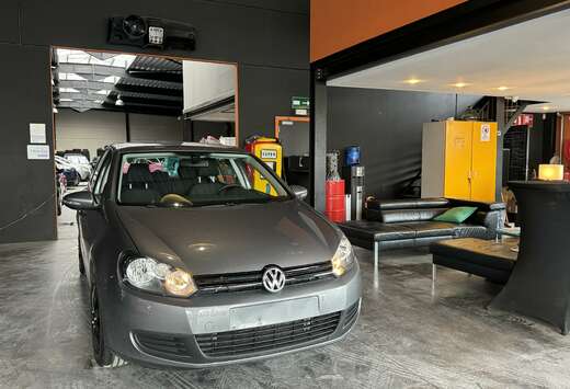 Volkswagen 1.2 AUTOMATIQUE - A/C - MEDIA/TEL/AUX - RE ...