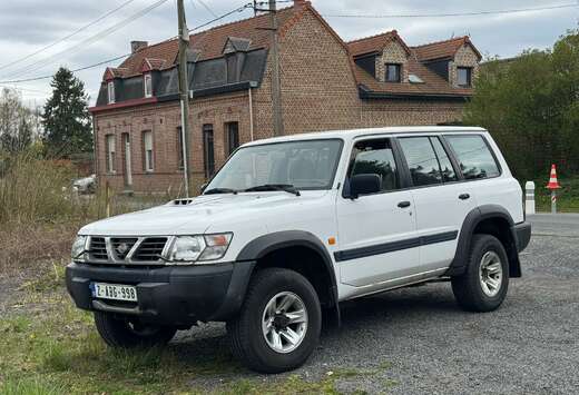 Nissan 3.0 DDTi Elegance