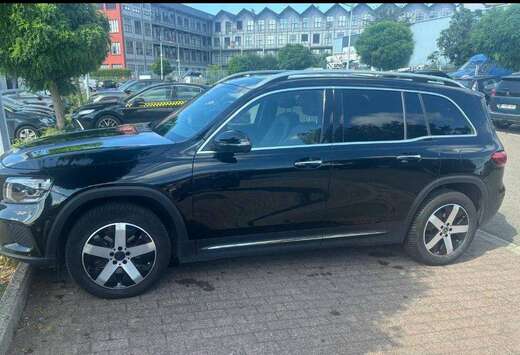 Mercedes-Benz GLB 180 Business Solution Essential