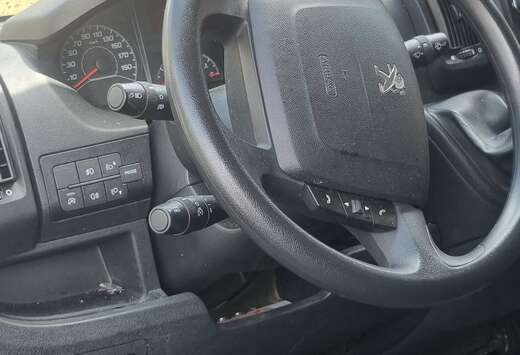 Peugeot Boxer HDi 330 L2H2 S