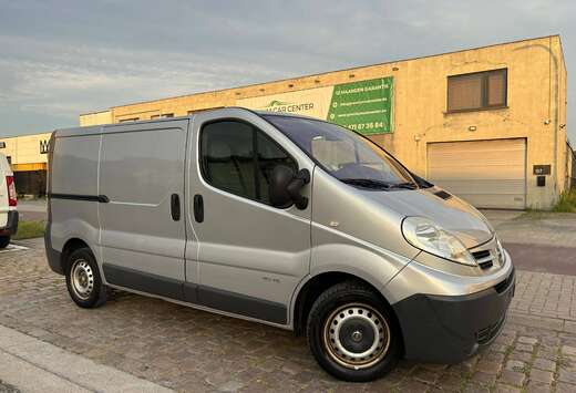 Nissan 2.0 dCi / Dubbele schuifdeur / Airco / Gekeurd ...