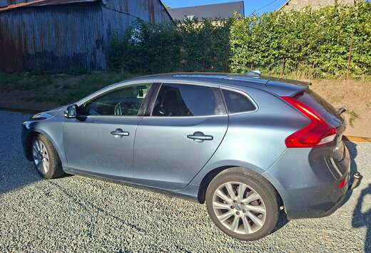 Volvo V40 1.6 D2 Summum