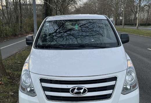 Hyundai 2.5 CRDi Travel 5 seater (EU5)