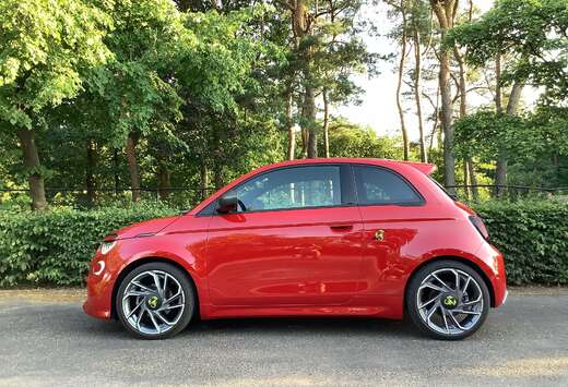 Abarth e-500 42 kWh Turismo Turismo