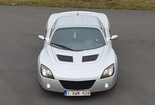 Opel Speedster 2.2