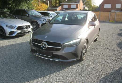 Mercedes-Benz PROGRESSIVE - SLECHTS 3350 KM