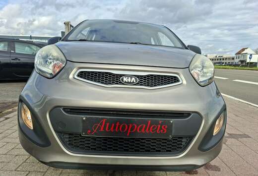 Kia Picanto 1.0i