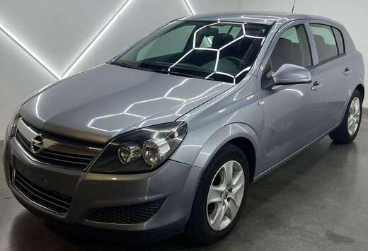 Opel Astra 1.6i