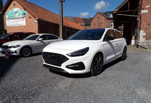 Hyundai i30 Wagon 1.5 T-GDi MHEV Sky