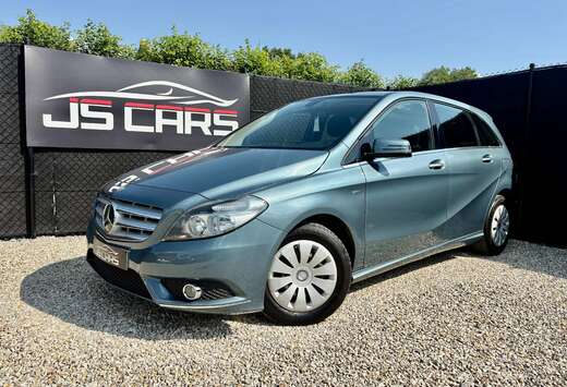 Mercedes-Benz CDI*BLUE EFFICIENCY*GPS*CAMERA*AIRCO*AT ...