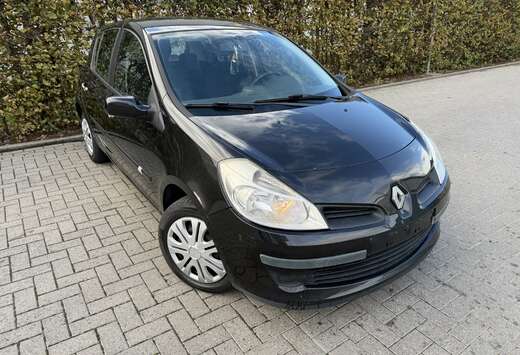 Renault Clio 1.2i 16v Authentique