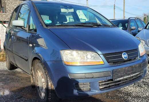 Fiat 1.4i AIRCO TREKHK euro4 2004  VOOR ONDERDELEN