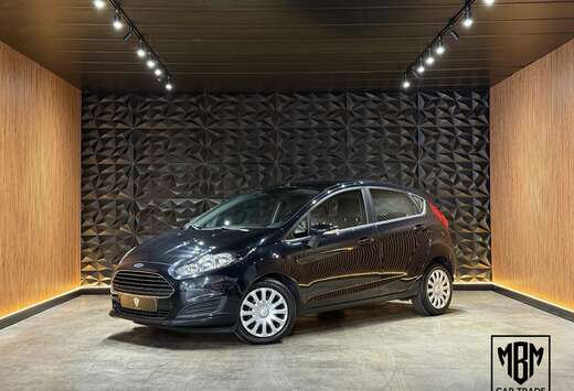 Ford 1.5 TDCi 12 Maanden GARANTIE Airco Bluetooth Iso ...