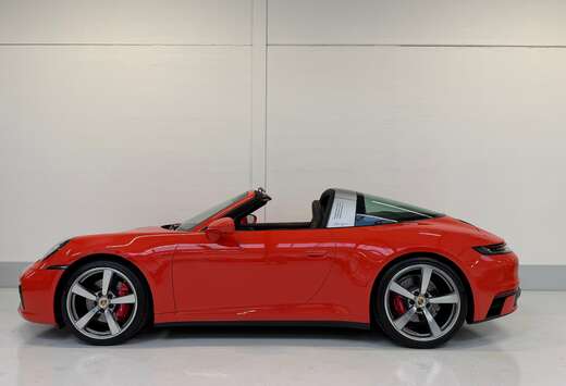 Porsche 992 Targa 4S *PTS Lava Orange*