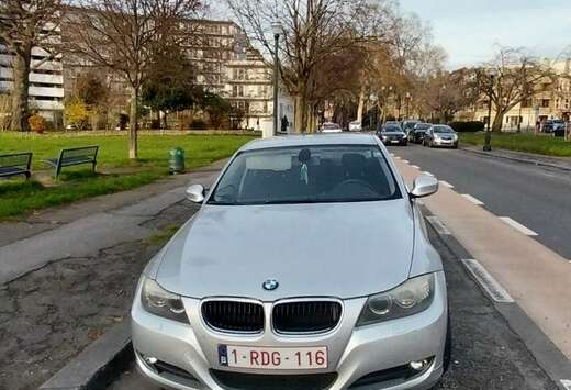 BMW 318d 143 ch Luxe