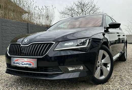 Skoda SW 1.6 CR TDi AMBITION DSG CUIR/XENON/CARPLAY/C ...