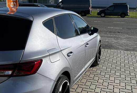 SEAT 1.6 CR TDi Ecomotive Black Style