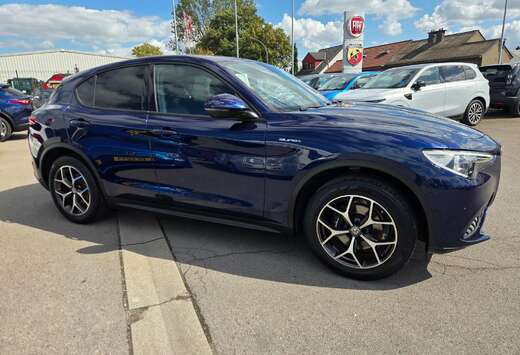 Alfa Romeo Super 2.0 TB 200 AT Q4