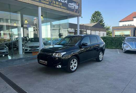 Mitsubishi Outlander 2.2 DI-D 4WD Instyle Safety