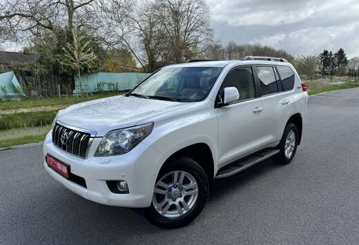 Toyota 3.0D-4D TXL AUTO /7Pace/FRIGO/ Export Afrik /