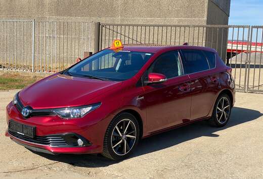 Toyota Auris HEV 1.8i HSD Style E-CVT